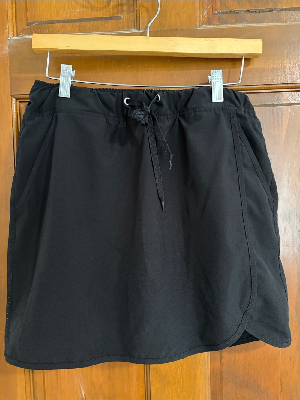 RBX Size Medium Black Drawstring Active Skort